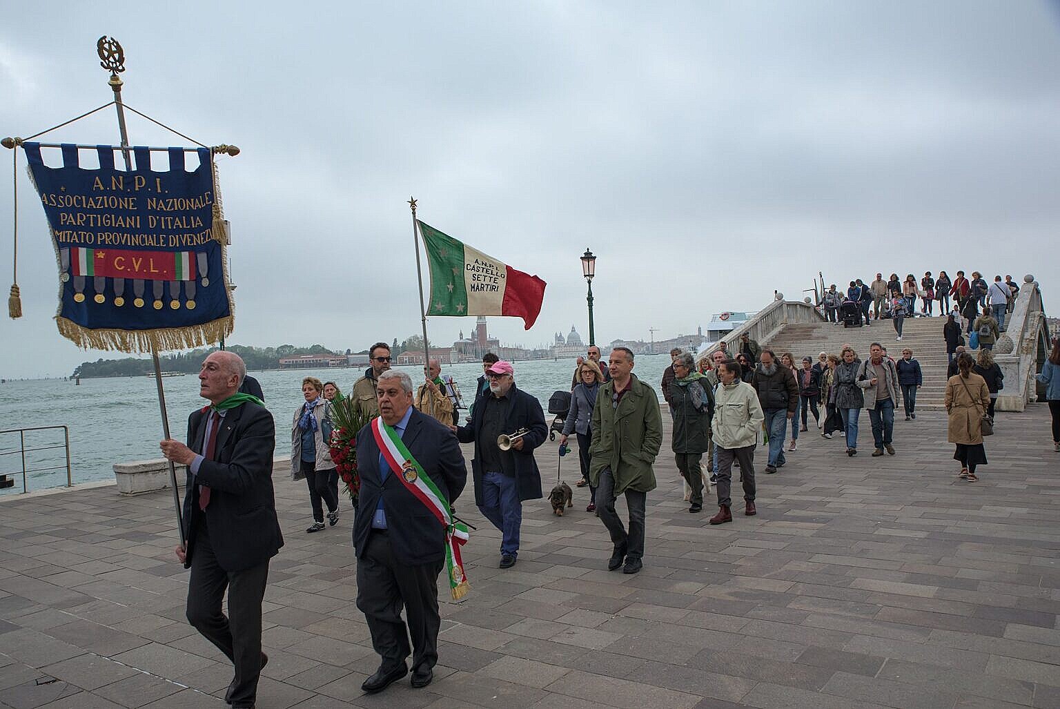Procession on Liberation Day to pay hommage at the different monuments to the fallen